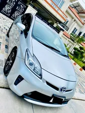 Toyota Prius S Touring Selection 1.8 2013 for Sale