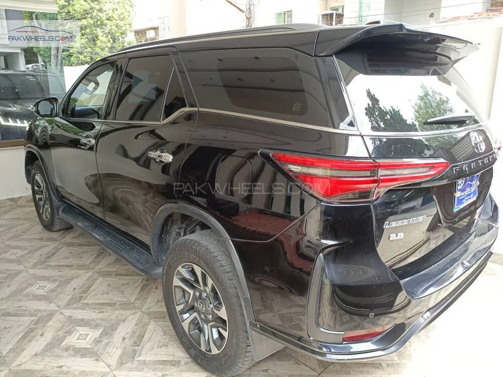 Toyota Fortuner 2022 for Sale in Lahore Toyota Fortuner 2022 for Sale in Lahore Image-5