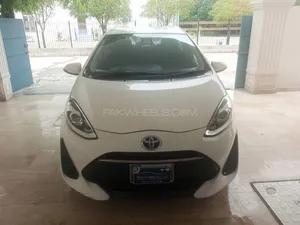 Toyota Aqua S 2017 for Sale