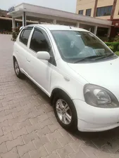 Toyota Vitz 2000 for Sale