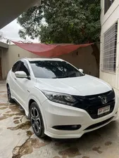 Honda Vezel Hybrid Z 2015 for Sale