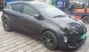 Toyota Aqua S 2015 for Sale