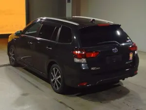 Toyota Corolla Fielder Hybrid 2018 for Sale