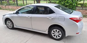 Toyota Corolla GLi 1.3 VVTi 2016 for Sale