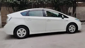 Toyota Prius S 1.8 2011 for Sale