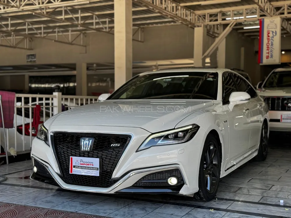 Toyota Crown 2019 for sale in Peshawar