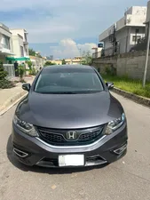 Honda Jade Hybrid X 2015 for Sale