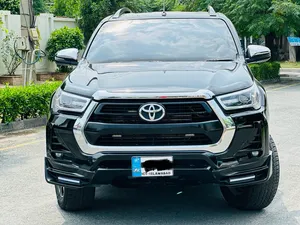 Toyota Hilux Revo V Automatic 2.8 2022 for Sale