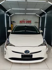 Toyota Prius S Touring Selection 2018 for Sale