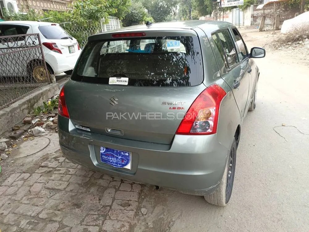 Suzuki Swift 2013 for Sale in Lahore Suzuki Swift 2013 for Sale in Lahore Image-4