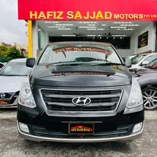 Hyundai H1 Automatic 2017 for Sale