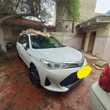 Toyota Corolla Fielder Hybrid 2018 for Sale