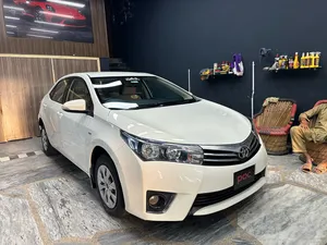 Toyota Corolla XLi VVTi 2015 for Sale