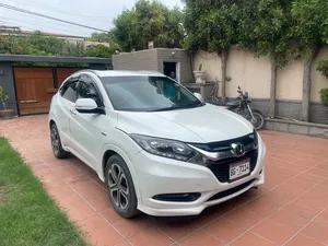 Honda Vezel Hybrid X 2016 for Sale