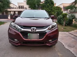 Honda Vezel Hybrid Z 2015 for Sale