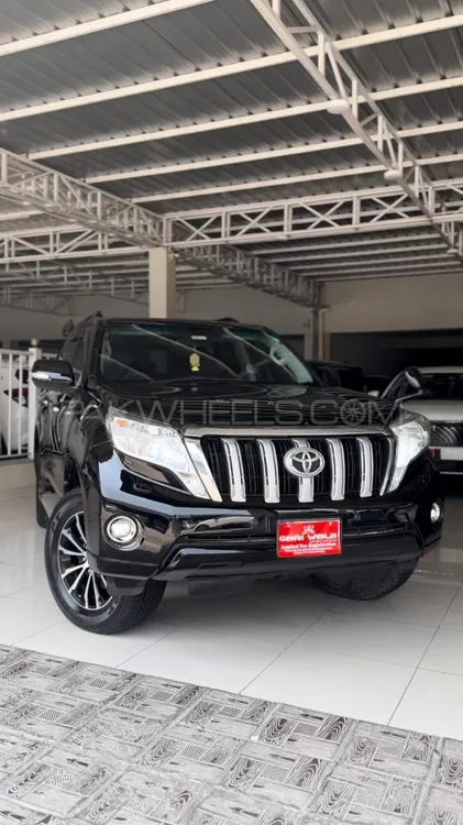 Toyota Prado 2010 for Sale in Peshawar Image-1