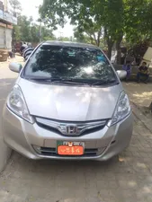 Honda Fit 1.3 Hybrid Navi Premium Selection 2011 for Sale