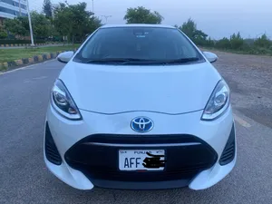 Toyota Aqua S 2018 for Sale