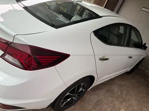 Hyundai Elantra GLS 2022 for Sale