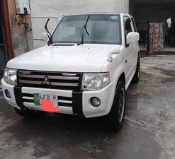 Mitsubishi Pajero Mini 2011 for Sale