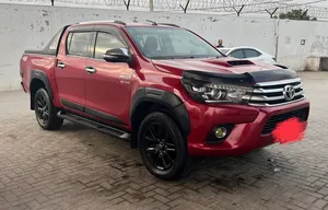 Toyota Hilux Revo V Automatic 3.0  2017 for Sale