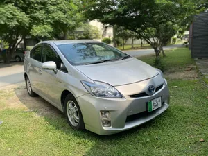 Toyota Prius S LED Edition 1.8 2011 for Sale