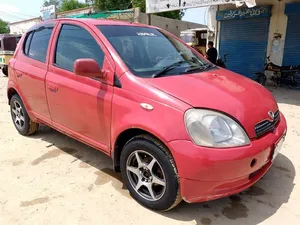 Toyota Vitz F 1.0 2000 for Sale