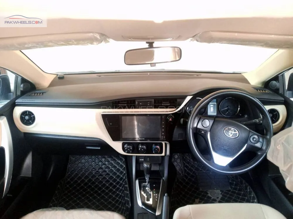 Toyota Corolla 2022 for Sale in Lahore Toyota Corolla 2022 for Sale in Lahore Image-10