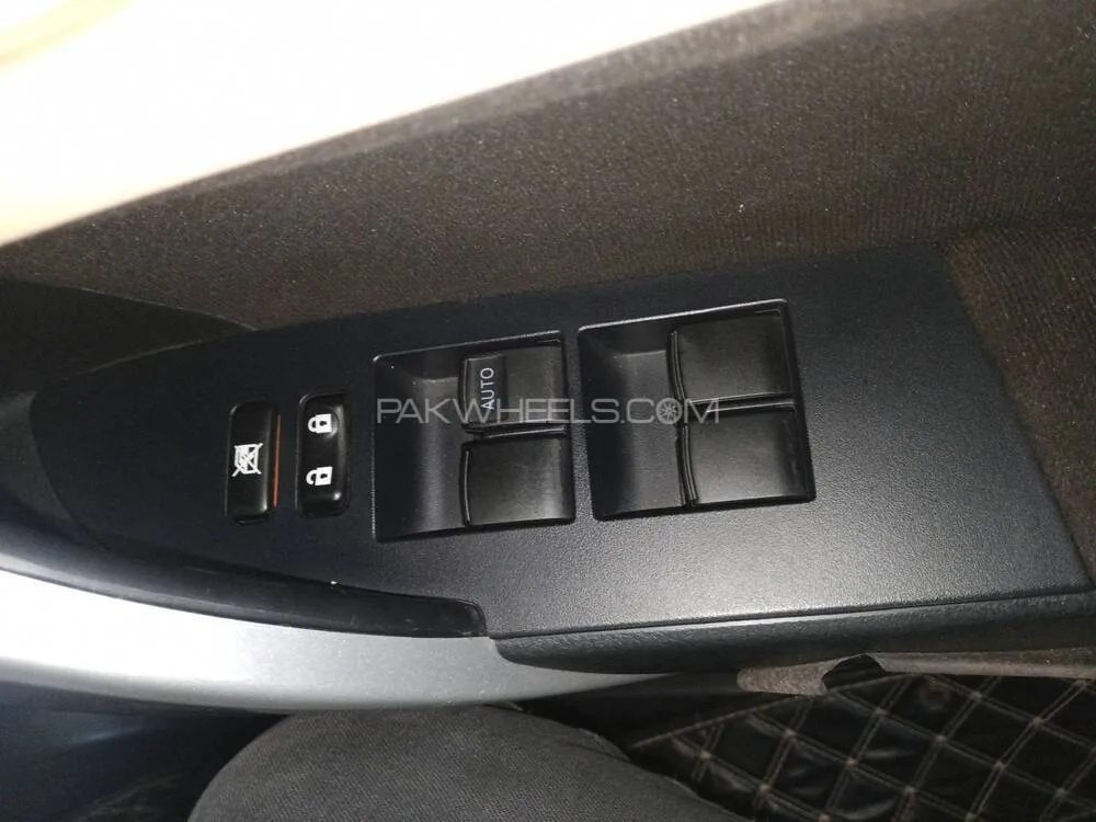 Toyota Corolla 2022 for Sale in Lahore Toyota Corolla 2022 for Sale in Lahore Image-12
