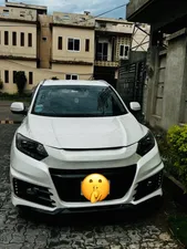 Honda Vezel Hybrid X 2015 for Sale