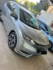 Honda Vezel Hybrid Z 2015 for Sale