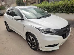 Honda Vezel Hybrid Z 2016 for Sale