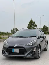 Toyota Aqua S 2015 for Sale