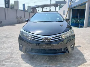 Toyota Corolla Altis CVT-i 1.8 2014 for Sale