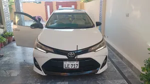 Toyota Corolla Altis Grande CVT-i 1.8 2015 for Sale