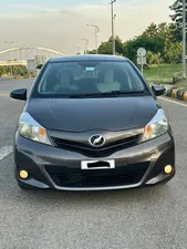 Toyota Vitz 2012 for Sale