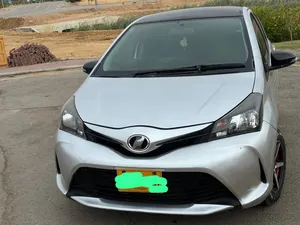 Toyota Vitz 2015 for Sale