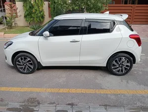 Suzuki Swift GLX CVT 2022 for Sale