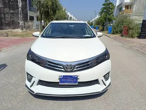 Toyota Corolla Altis Grande CVT-i 1.8 2015 for Sale