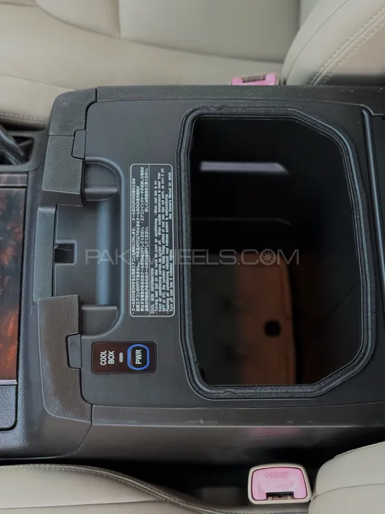 Toyota Land Cruiser 2008 for Sale in Lahore Toyota Land Cruiser 2008 for Sale in Lahore Image-15