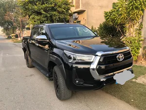 Toyota Hilux Revo V Automatic 2.8 2023 for Sale