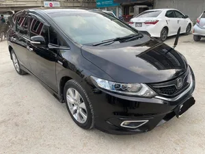 Honda Jade Hybrid X 2015 for Sale