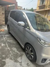 Nissan Dayz Highway Star 2013 for Sale