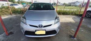 Toyota Prius S LED Edition 1.8 2013 for Sale