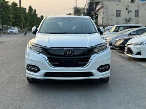 Honda Vezel Hybrid Z 2018 for Sale