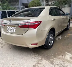 Toyota Corolla Altis Grande CVT-i 1.8 2015 for Sale