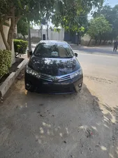 Toyota Corolla Altis Grande CVT-i 1.8 2015 for Sale