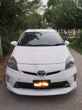 Toyota Prius S LED Edition 1.8 2012 for Sale