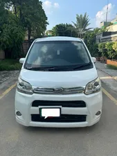 Daihatsu Move Custom RS 2011 for Sale