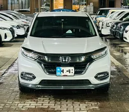 Honda Vezel Hybrid X L Package 2018 for Sale